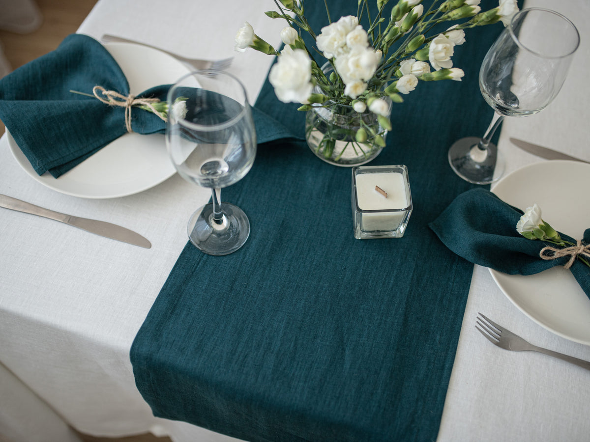 Emerald Green Linen Table Runner – Elegant Natural Linen Table Decor