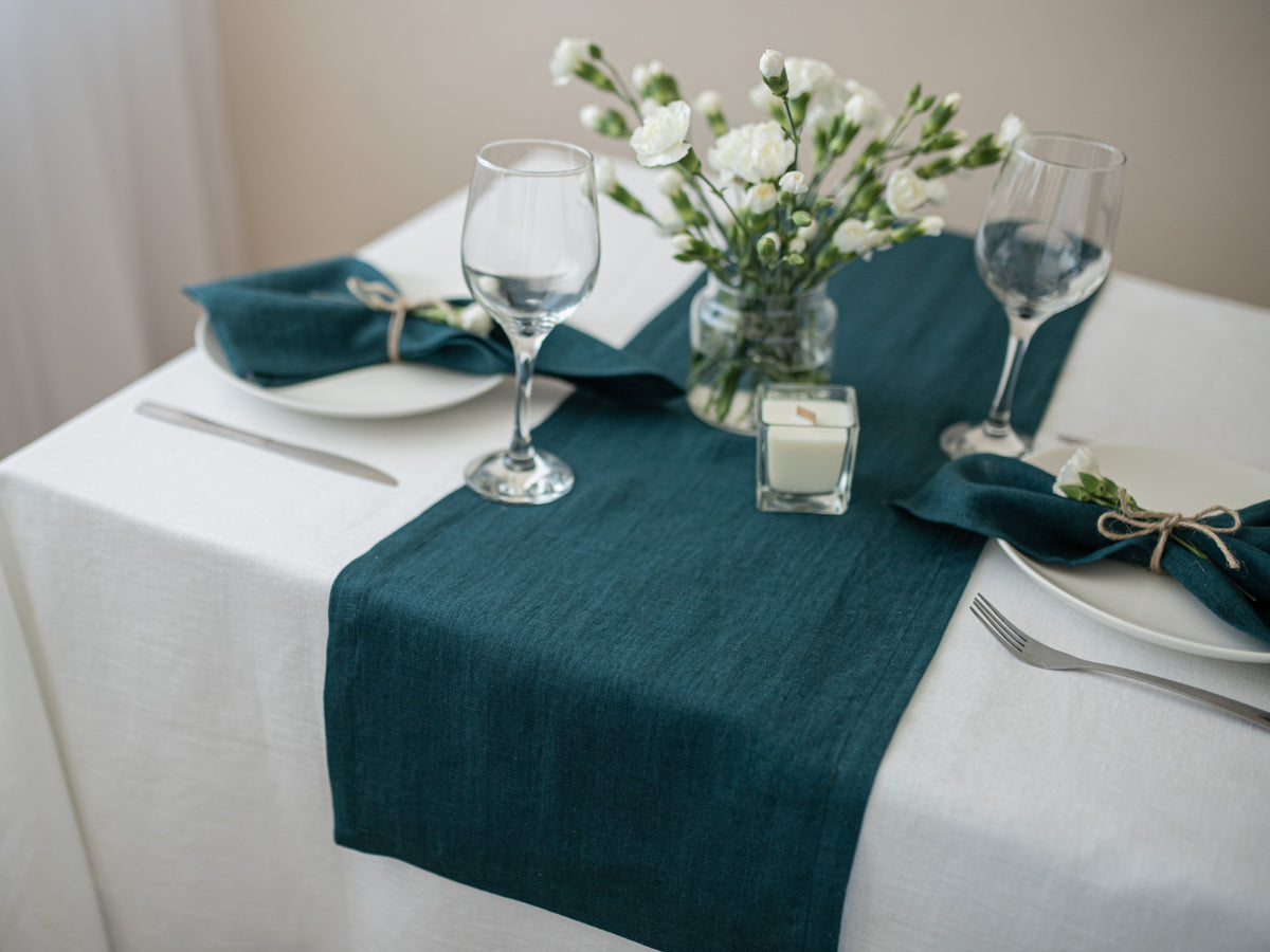 Emerald Green Linen Table Runner – Elegant Natural Linen Table Decor