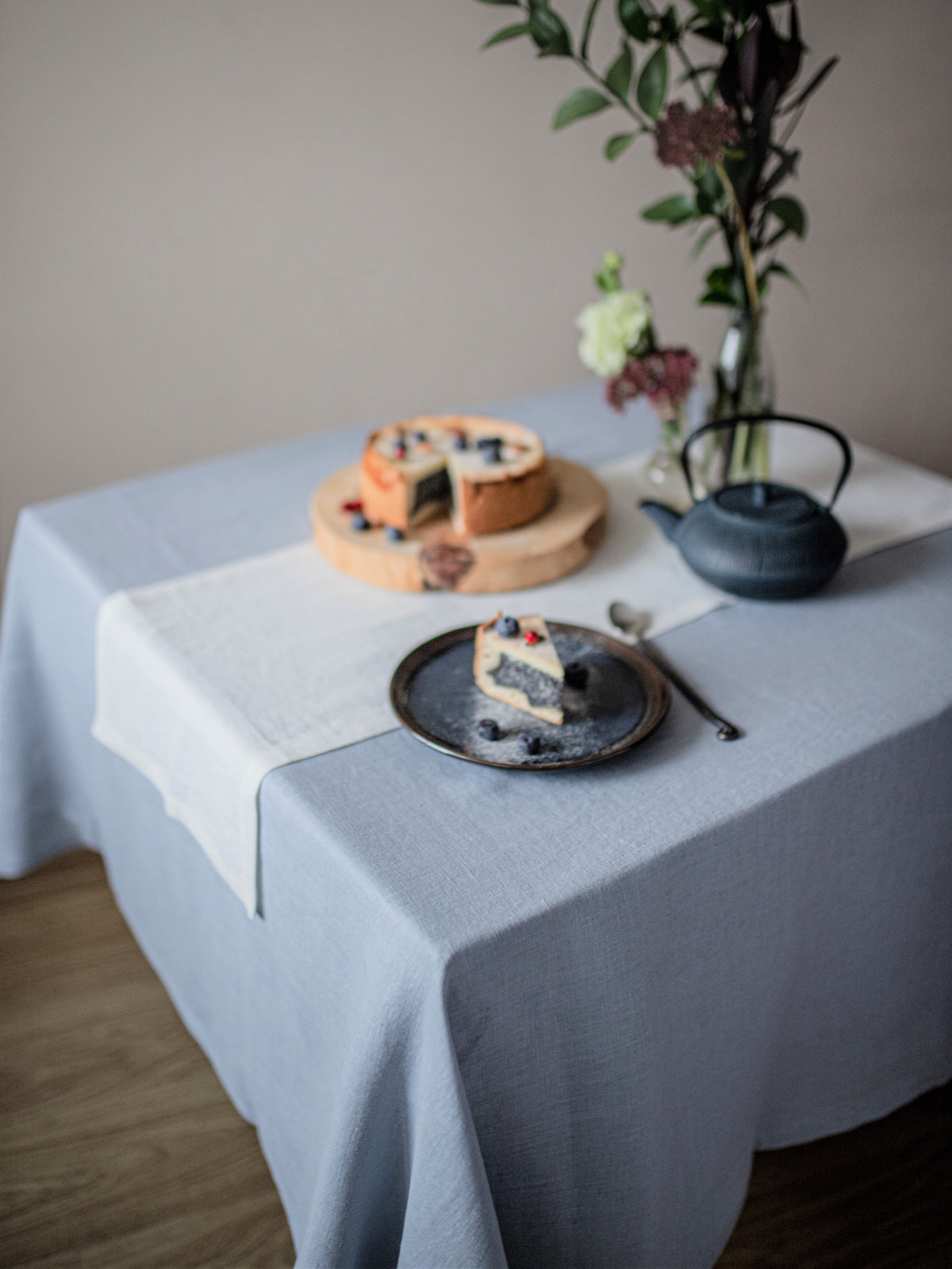 White Linen Table Runner – Elegant Natural Linen Table Decor