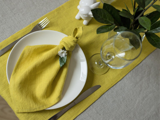 luxury napkins table
