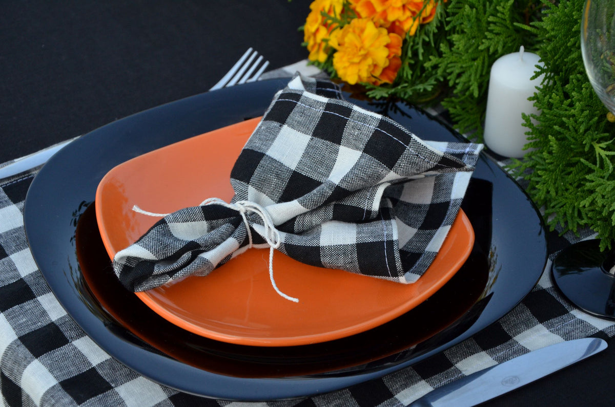 Farmhouse table styling
